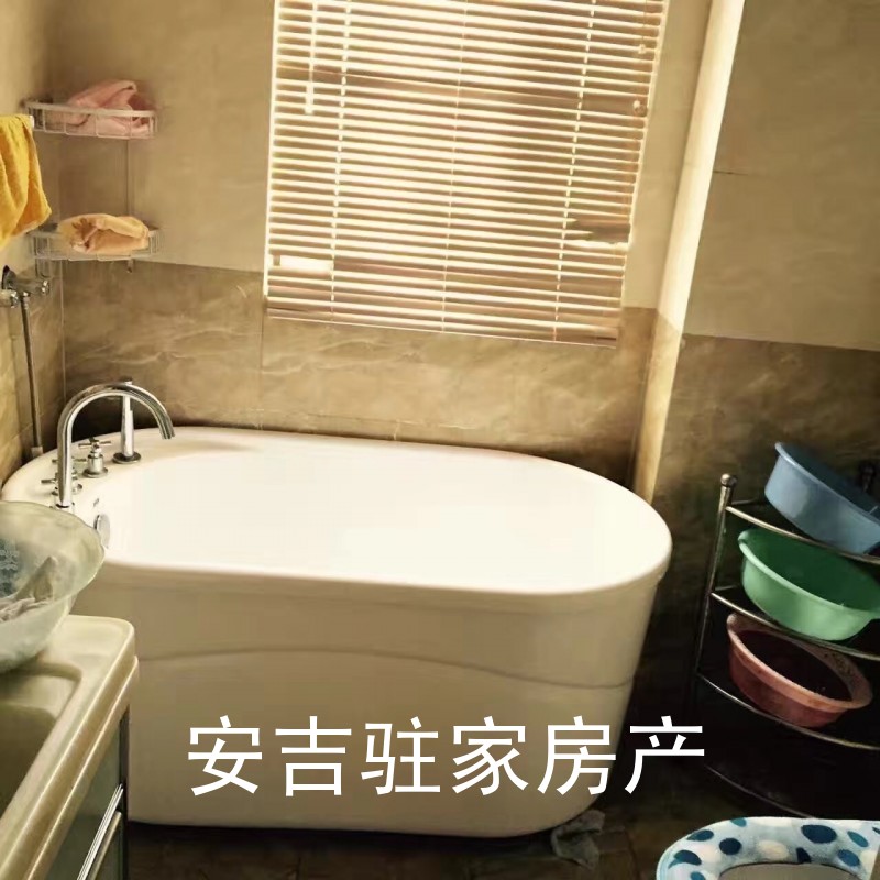 嘉鸿苑精装4室大房