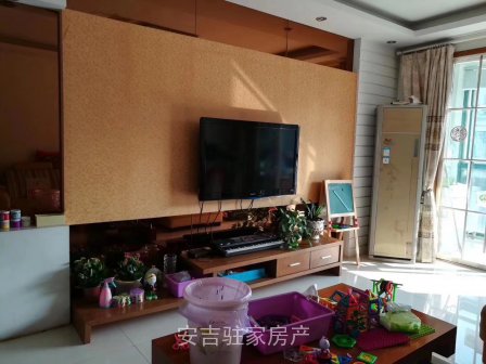 一小学区房拎包入住只要106万还带车库非常划算赶紧来抢吧