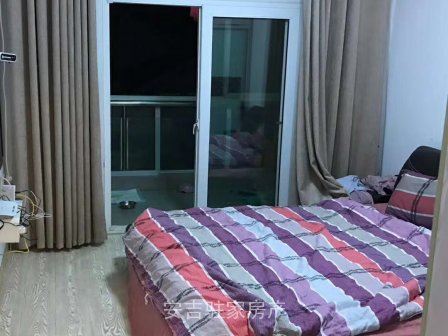 实验初中旁蓝天花园精装两室还带储藏室