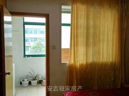 市区中心位置涌金苑三楼带储只要57万