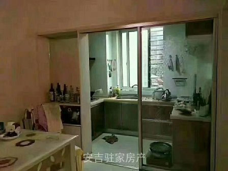 山水华庭好位置2室装修蛮好只售82万