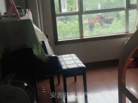 市区中心时代新城3楼精装3室首付仅需30万