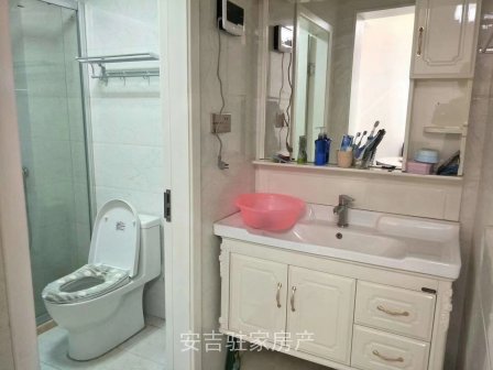 城南幽静小区3室2卫送储藏室豪华装修只要92万快来抢吧手慢无