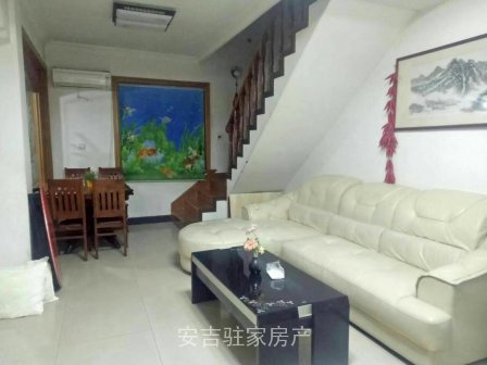 市区中心位置时代新城小区内商品房五加阁精致装修格局好140方只卖95万