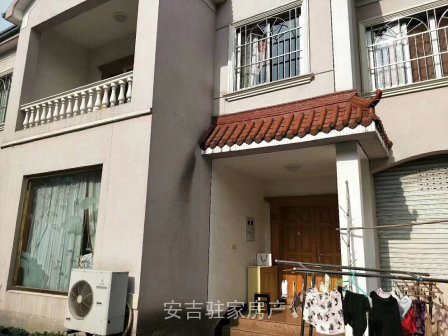 银苑小区独幢别墅有车库院子很大想要好位置独幢别墅的进来看看