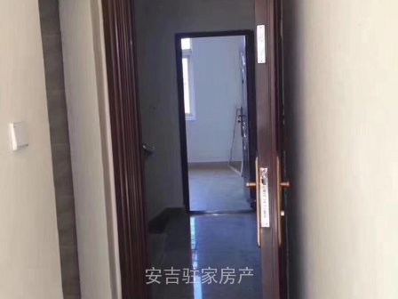 投资的看过来好地段哦有商铺有单身公寓投资自住两不误
