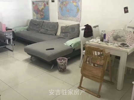 宁馨花园精装两室送阳台送露台只要53万哦!