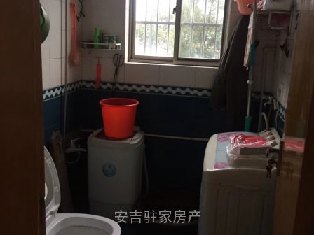 白米糖(白米唐)一楼两室精装只要1800有三个空调家电齐
