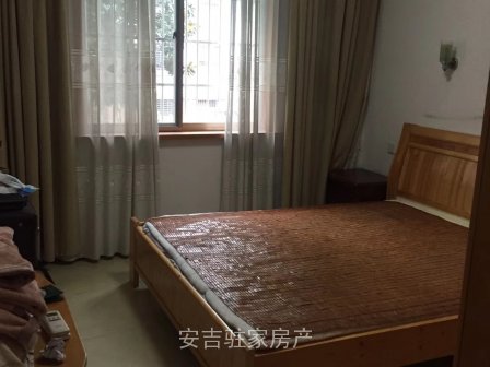 白米糖(白米唐)一楼两室精装只要1800有三个空调家电齐
