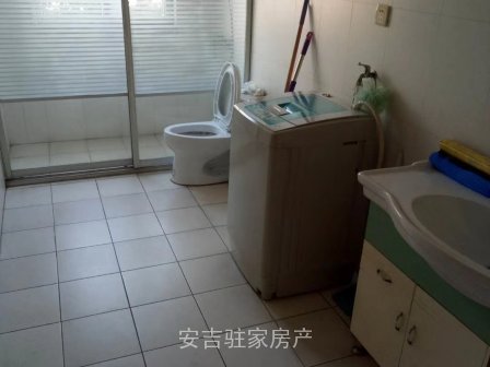 市中心位置天平花园三室两卫精装修拎包入住只租2800