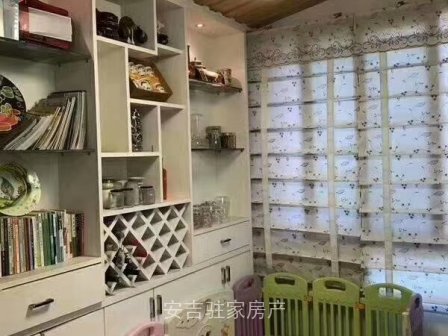 维多利亚小区房花园洋房送入户花园实用面积140多方送大露台送大车库!
