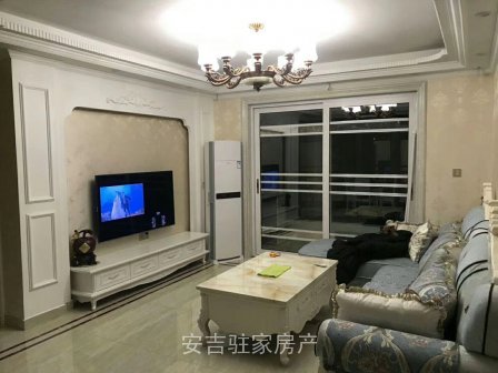 没时间装修的看过来!竹海御景电梯房11楼全新豪华装修只要133万!