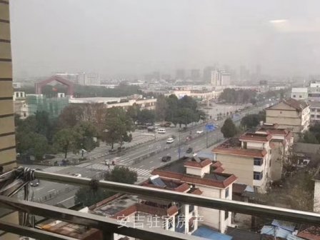 市中心位置浦源悦府单身公寓电梯房八楼第一次出租朝东只要2200