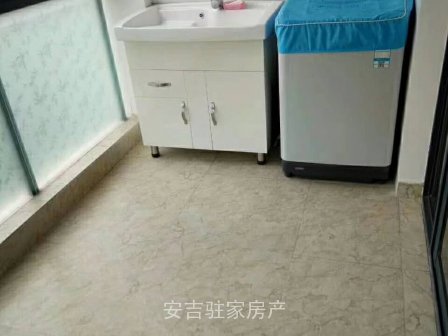 下扇商品房四楼全新装修三房大阳台还带储藏室只要60万