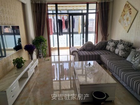 下扇商品房四楼全新装修三房大阳台还带储藏室只要60万