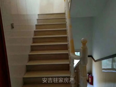 急售报福农庄降价30万,只卖200万。