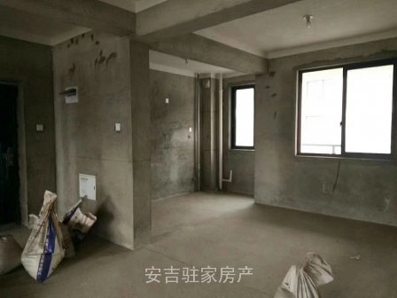 塘埔佳苑3室2厅2卫118平,还有大阳台,全新毛胚房四楼,户型好只卖80万。